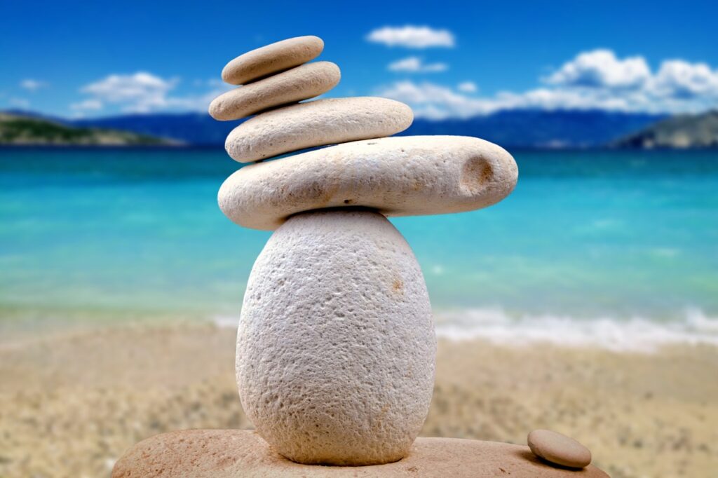 stones, zen, white-2764287.jpg